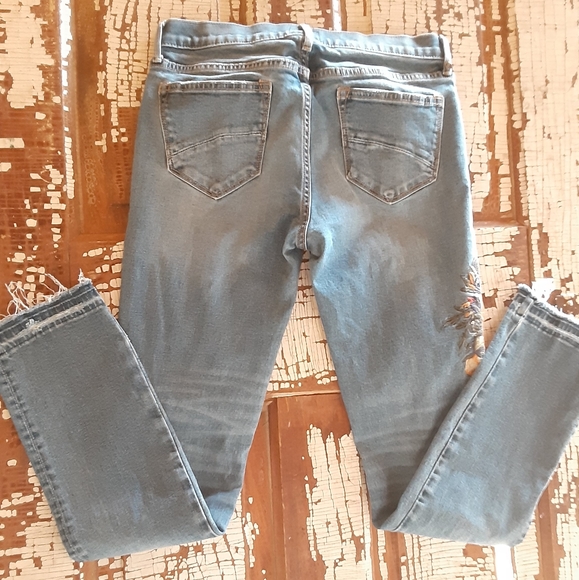 Driftwood Audrey embroidered fitted jeans 28 - Picture 3 of 8
